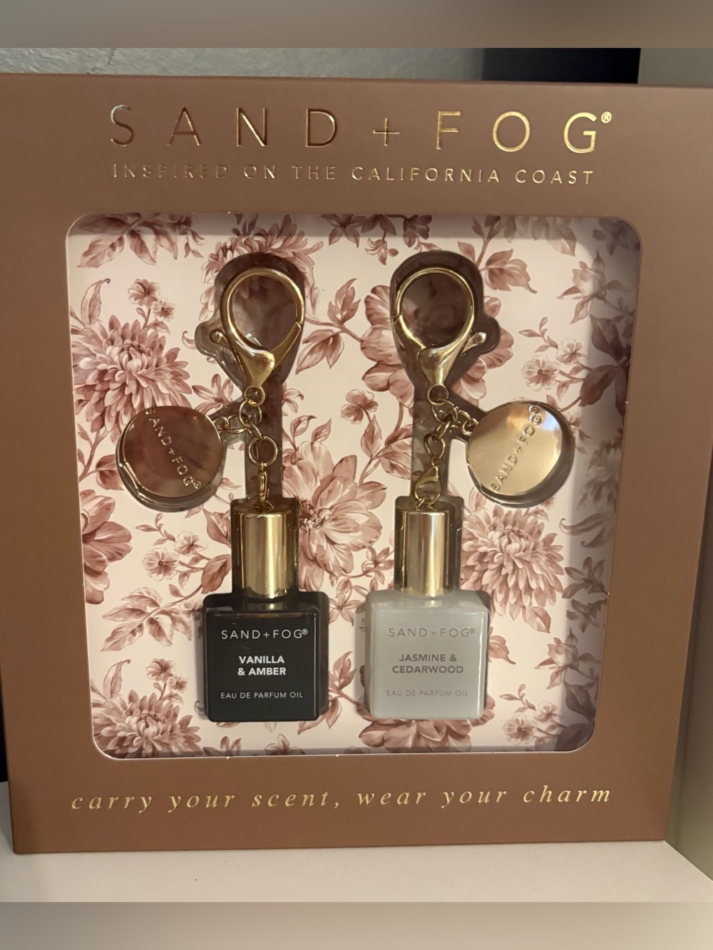 SAND + FOG Perfume Oil Roller Keychain Set Vanilla & Amber Jasmine & Cedarwood